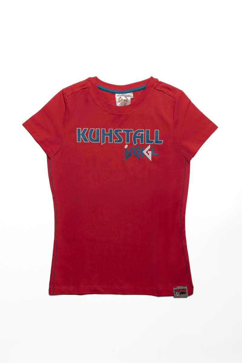 Rotes Damen-T-Shirt mit Kuhstall Schriftzug auf der Vorderseite.