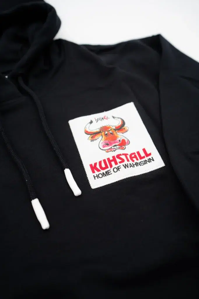 kuhstall_ischgl_damen_2_15085_Unisex Hoody Patch (1)